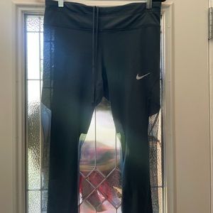 Nike Sexy Legs Compression Athletic/Yoga/Gym Capri Pants w Pocket- Dark Teal L